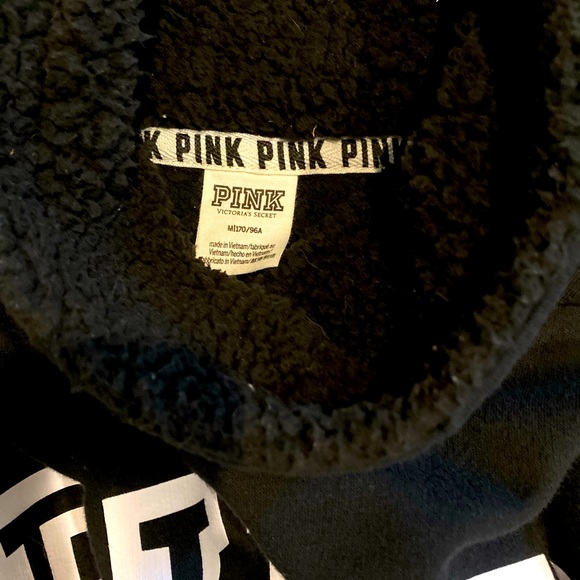 Pink turtle neck sweatshirt - Picture 2 of 3